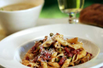 Pasta with Peas and Pancetta